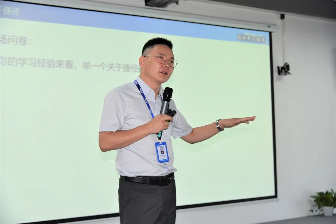 温燕修.JPG